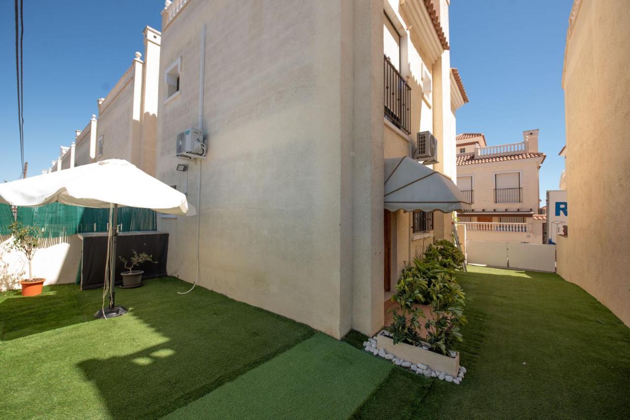 Holiday Beach Gran Alacant Санта Пола Екстериор снимка