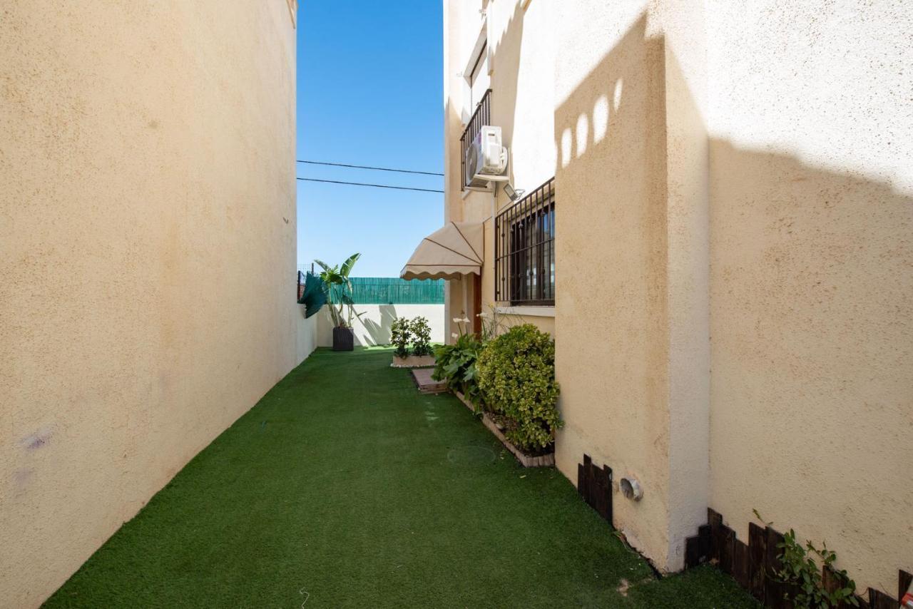 Holiday Beach Gran Alacant Санта Пола Екстериор снимка
